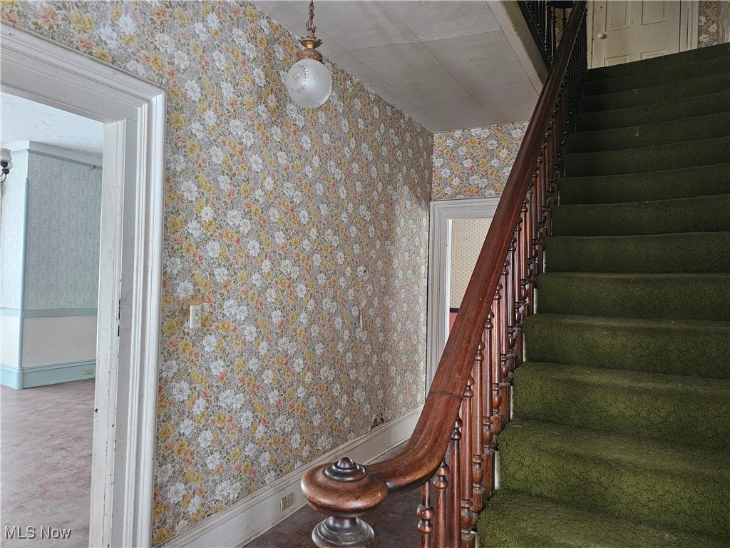 14576 W Park Street Burton OH 44021