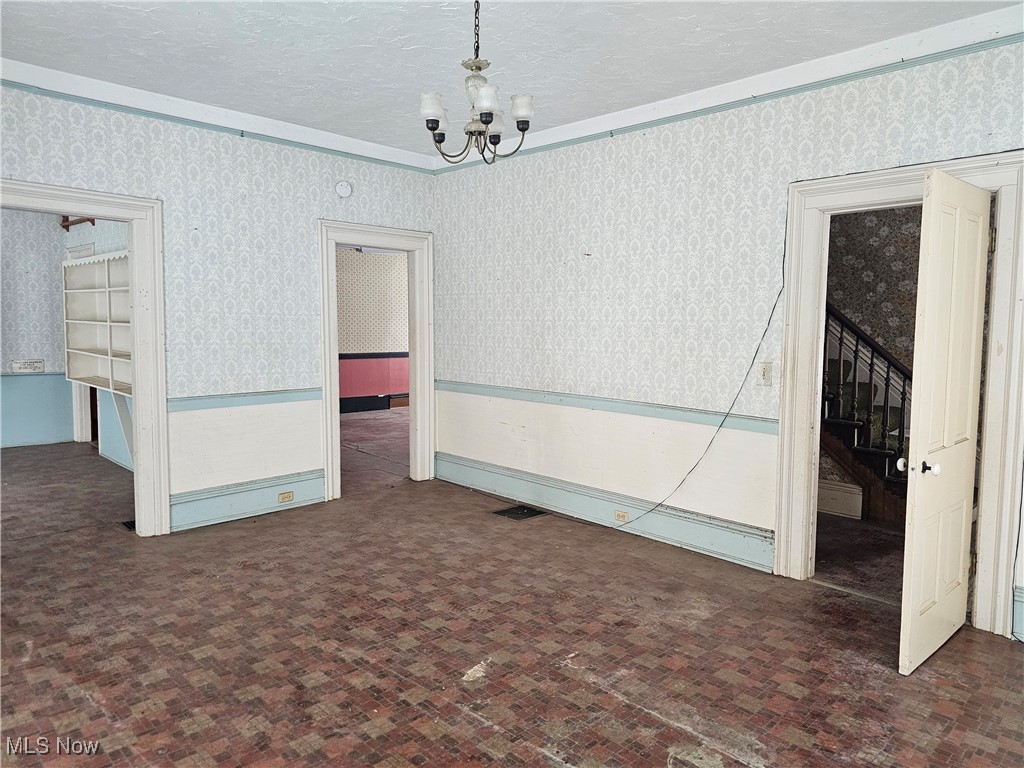 14576 W Park Street Burton OH 44021