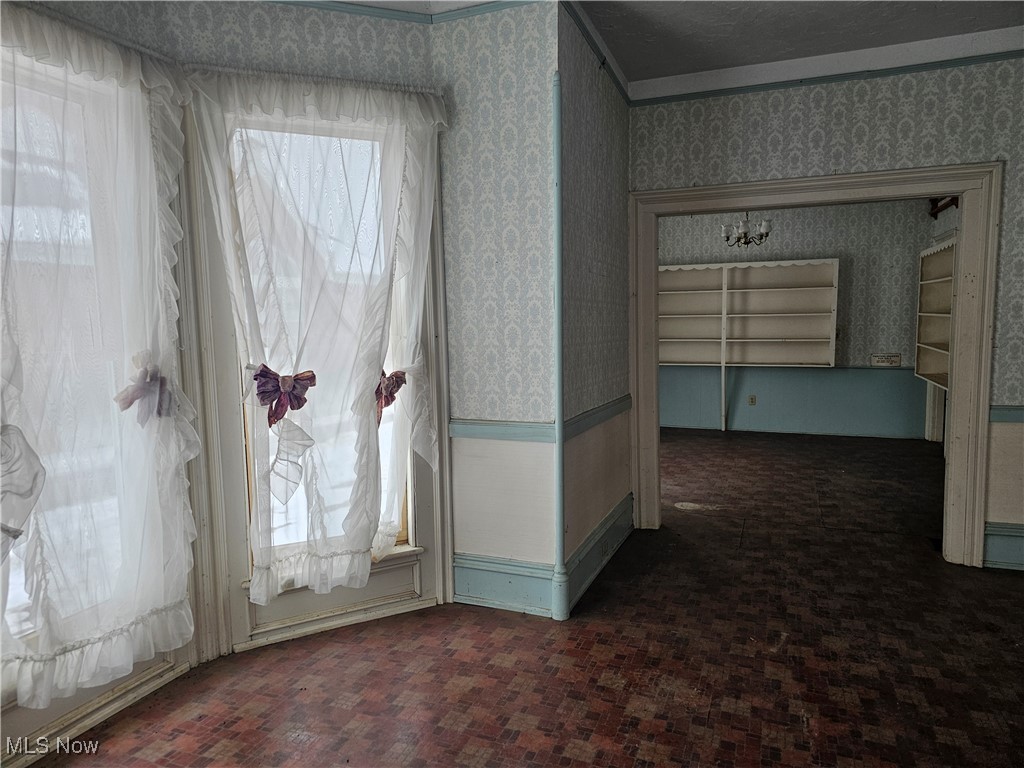 14576 W Park Street Burton OH 44021