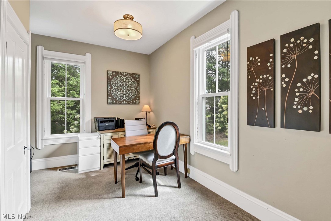 1119 Bassett Road Westlake OH 44145