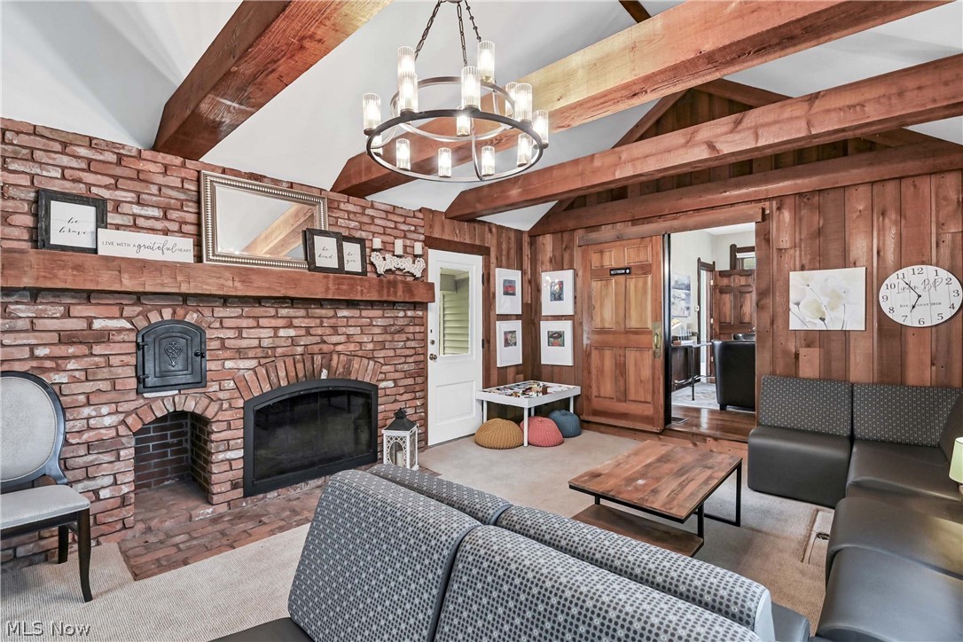1119 Bassett Road Westlake OH 44145