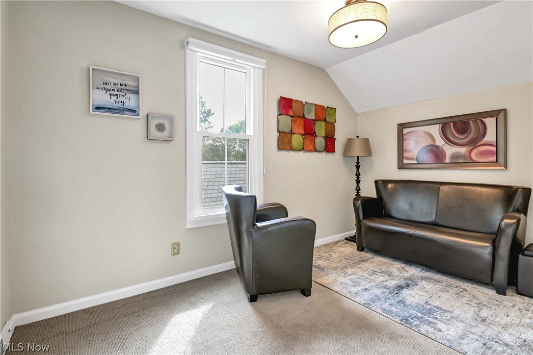1119 Bassett Road Westlake OH 44145