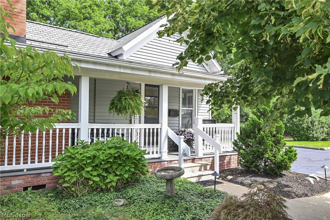 1119 Bassett Road Westlake OH 44145