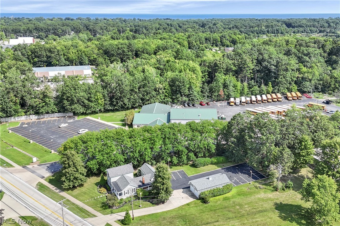 1119 Bassett Road Westlake OH 44145