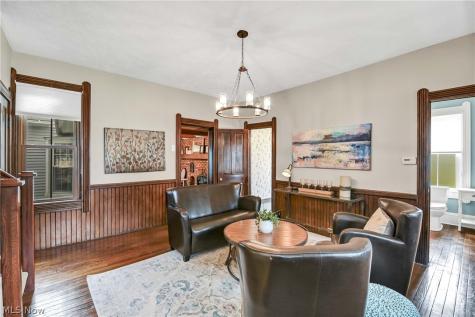 1119 Bassett Road Westlake OH 44145