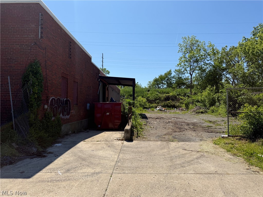 1766 E 133rd Street East Cleveland OH 44112