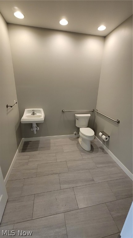 8299 Mayfield Road Chesterland OH 44026