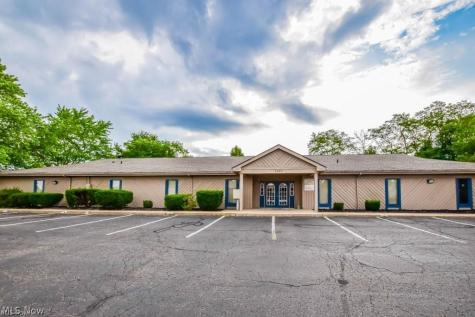 4960 Higbee Avenue NW Canton OH 44718