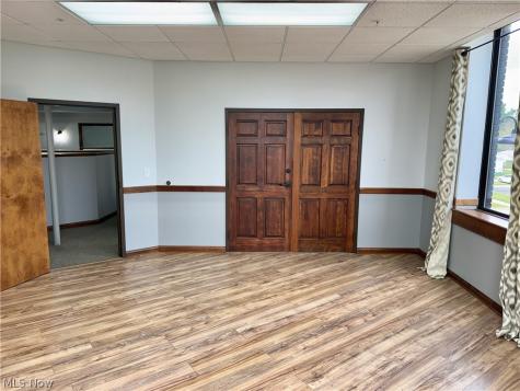 641 Lincoln Way W Massillon OH 44647