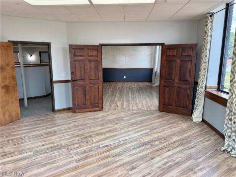 641 Lincoln Way W Massillon OH 44647