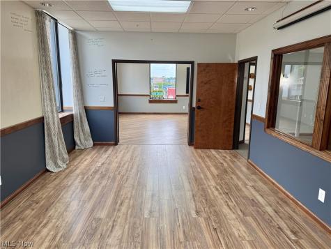 641 Lincoln Way W Massillon OH 44647