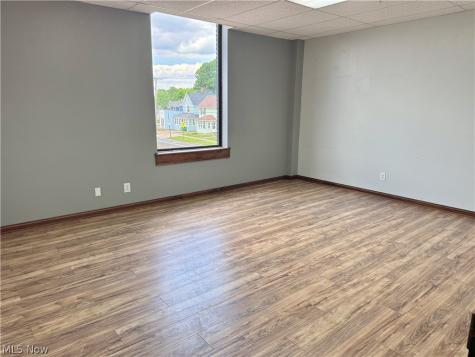 641 Lincoln Way W Massillon OH 44647