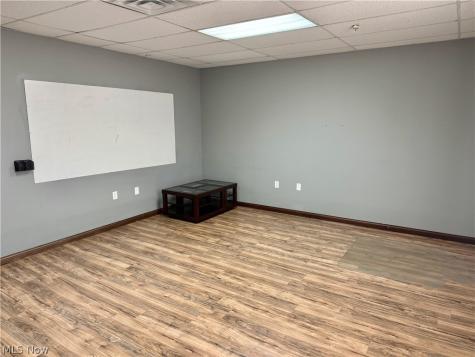 641 Lincoln Way W Massillon OH 44647
