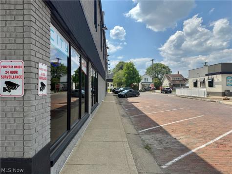 641 Lincoln Way W Massillon OH 44647