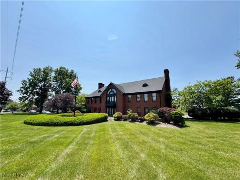 4051 Whipple Avenue NW Canton OH 44718