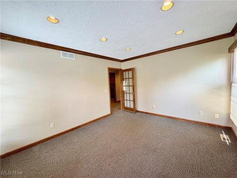 4051 Whipple Avenue NW Canton OH 44718