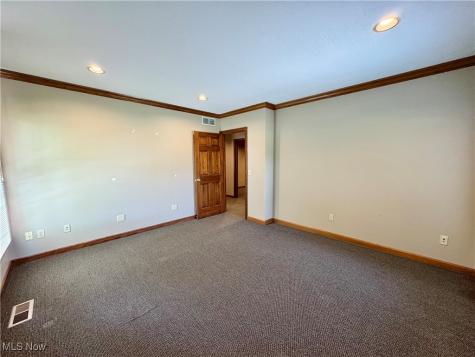 4051 Whipple Avenue NW Canton OH 44718