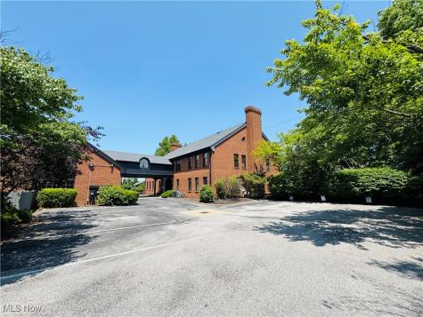 4051 Whipple Avenue NW Canton OH 44718