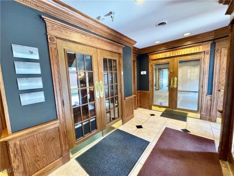 4051 Whipple Avenue NW Canton OH 44718