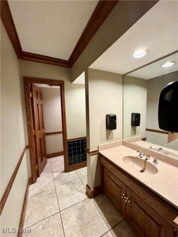 4051 Whipple Avenue NW Canton OH 44718