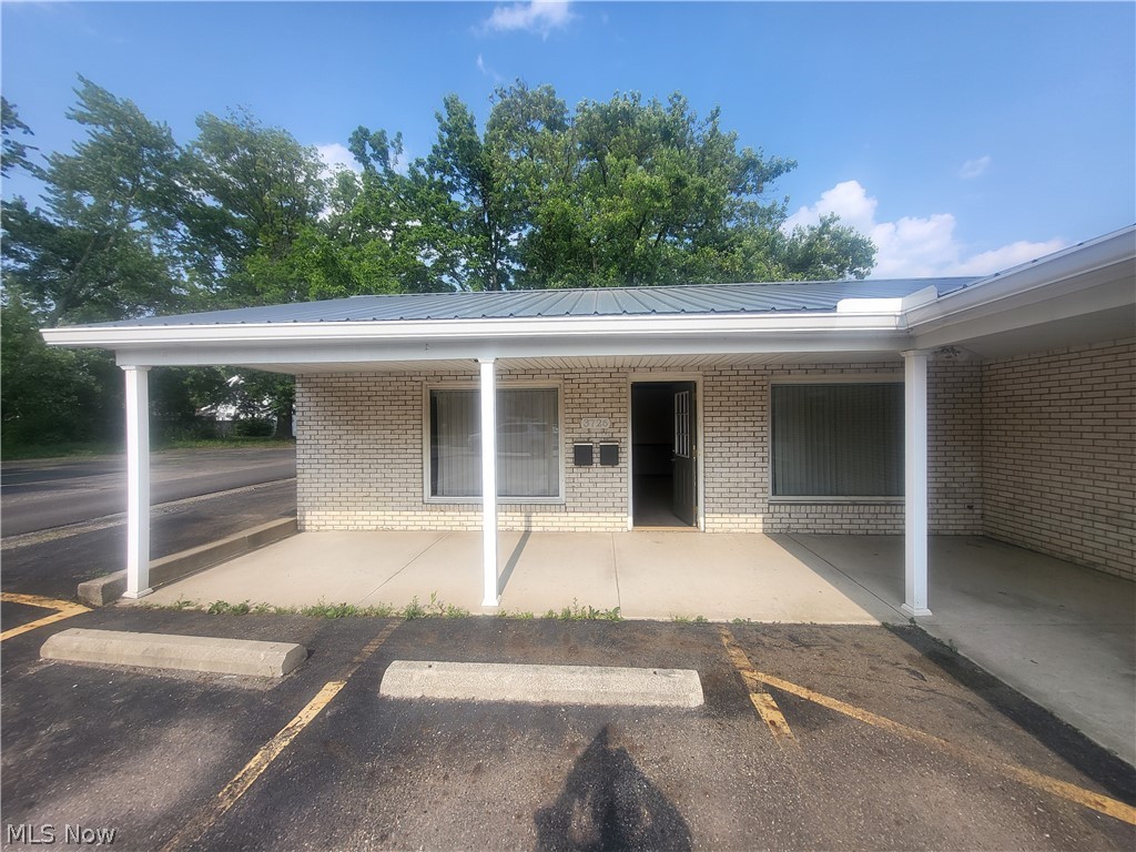 3726 Cleveland Avenue NW Canton OH 44709