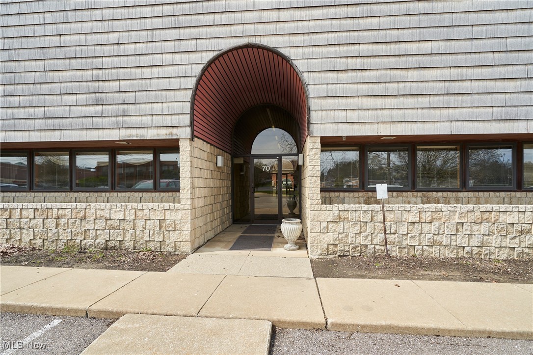70 N Miller Road Fairlawn OH 44333