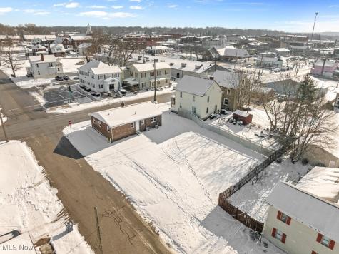 293 N Ellsworth Avenue Salem OH 44460