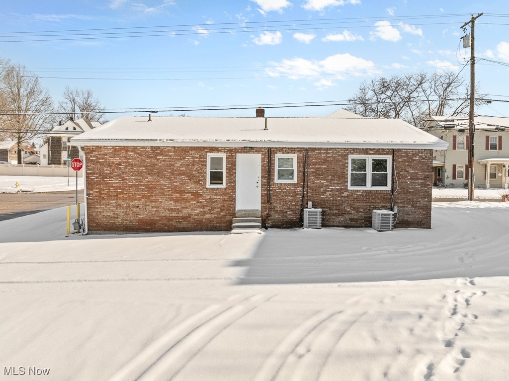 293 N Ellsworth Avenue Salem OH 44460