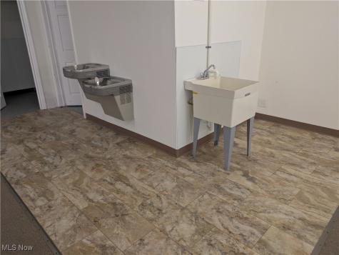 1626 E Prospect Road Ashtabula OH 44004