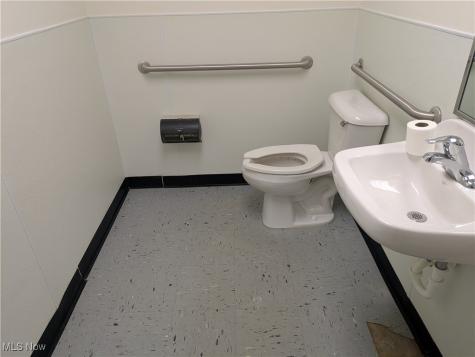 1626 E Prospect Road Ashtabula OH 44004