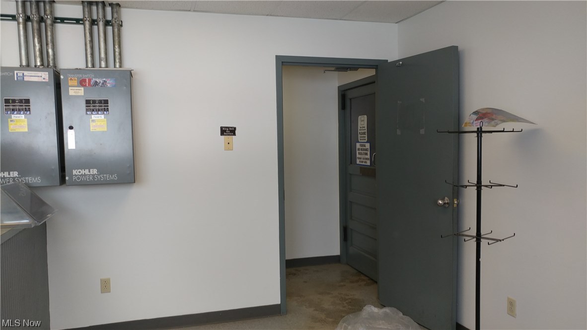 15525 W High Street Middlefield OH 44062