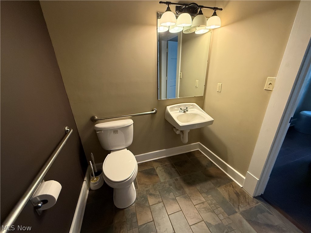 813 Steubenville Avenue Cambridge OH 43725