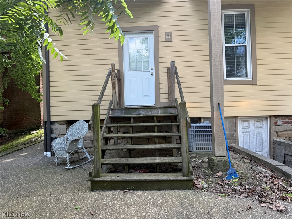 813 Steubenville Avenue Cambridge OH 43725