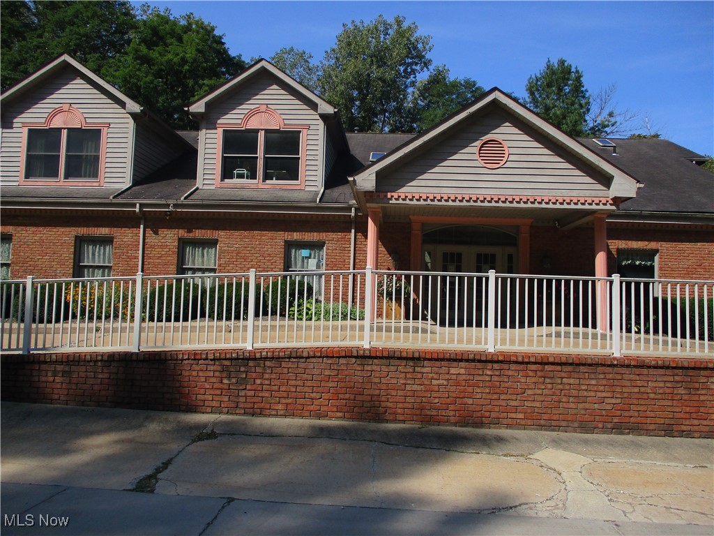 880 Mull Avenue Akron OH 44313