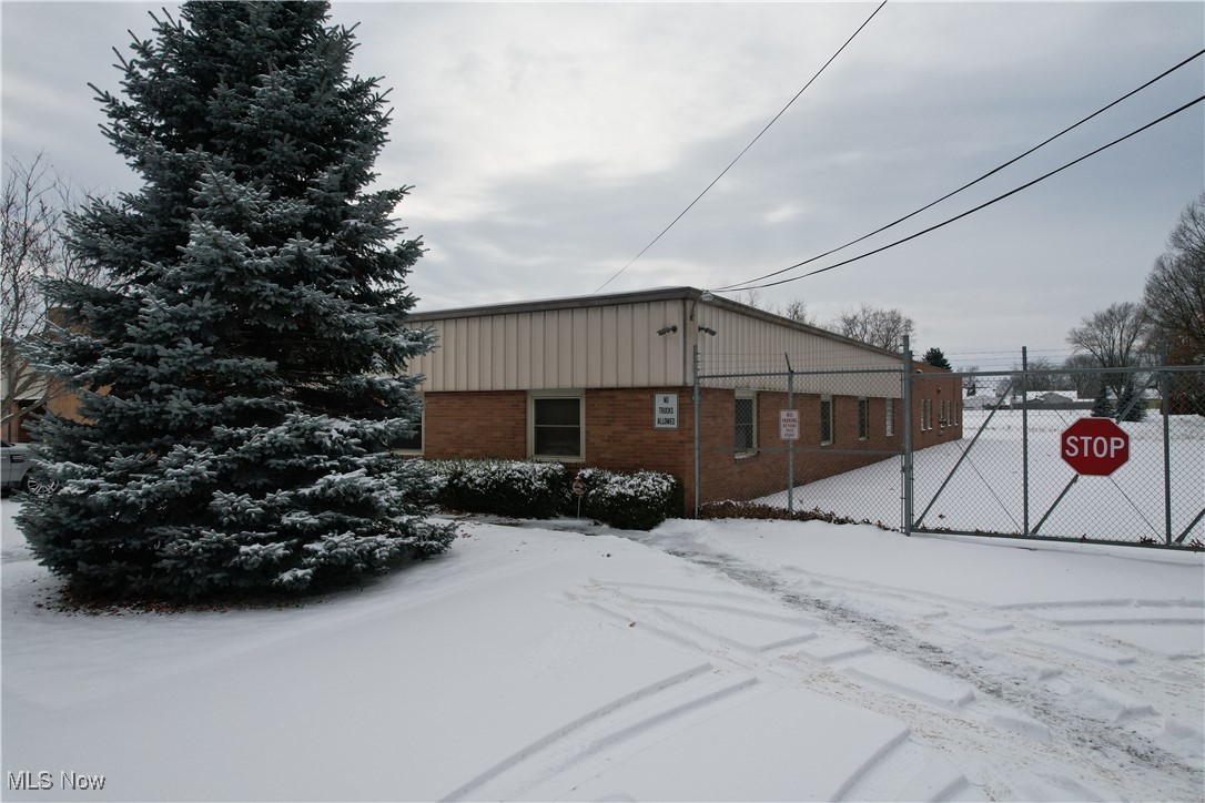 1445 Whipple Avenue SW Canton OH 44710