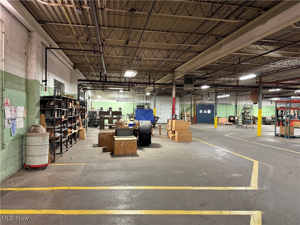 1445 Whipple Avenue SW Canton OH 44710