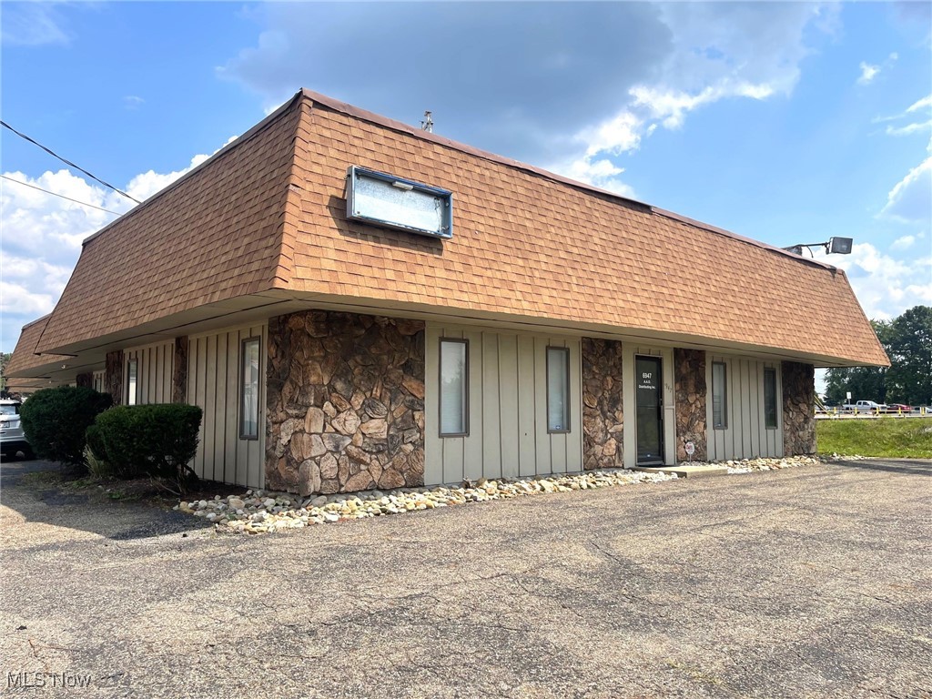 6947 Promway Avenue NW North Canton OH 44720