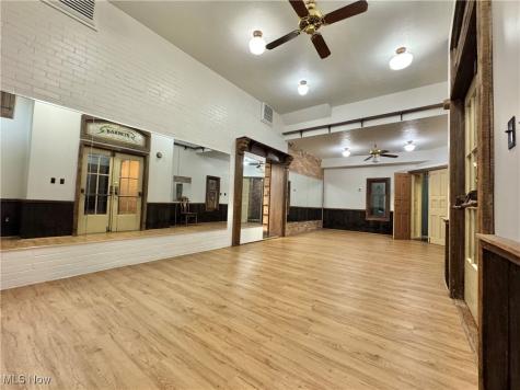 132 S Broad Street Canfield OH 44406