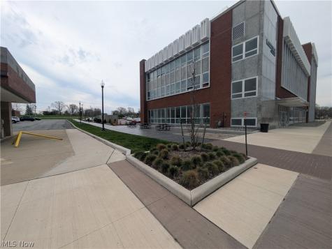 30 S Park Place Painesville OH 44077