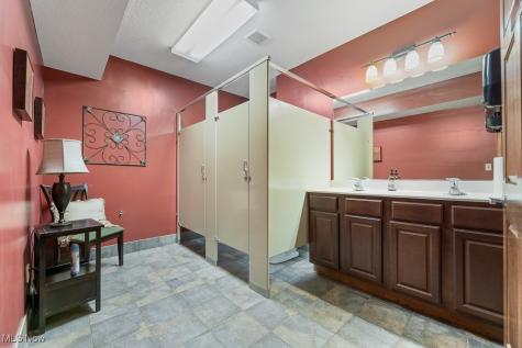 2425 Medina Road Medina OH 44256