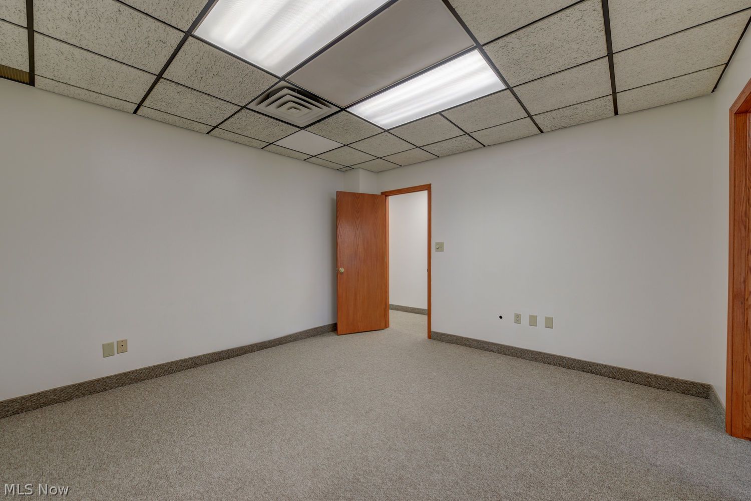 21245 Lorain Road Cleveland OH 44126