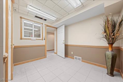 8050 Corporate Circle North Royalton OH 44133