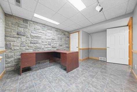 8050 Corporate Circle North Royalton OH 44133