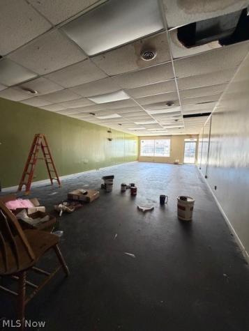 16133 Broadway Avenue Maple Heights OH 44137