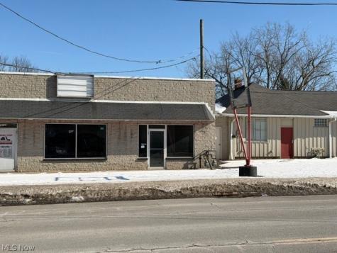 16133 Broadway Avenue Maple Heights OH 44137