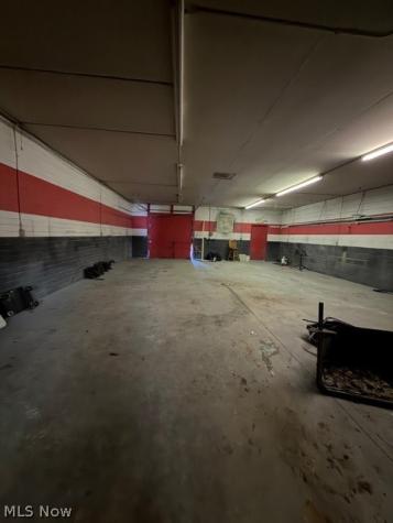 16133 Broadway Avenue Maple Heights OH 44137