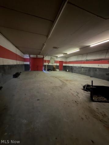 16133 Broadway Avenue Maple Heights OH 44137