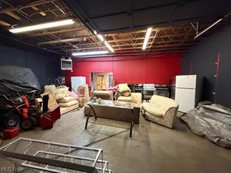 16133 Broadway Avenue Maple Heights OH 44137