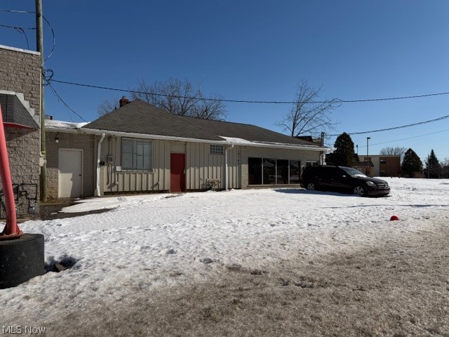 16133 Broadway Avenue Maple Heights OH 44137