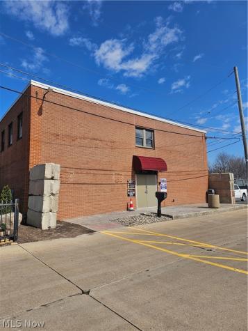 5301 Hauserman Road Parma OH 44130